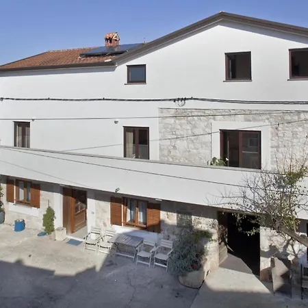 In With Balcony, Air Conditioning, Wifi, Washing Machine 4982-2